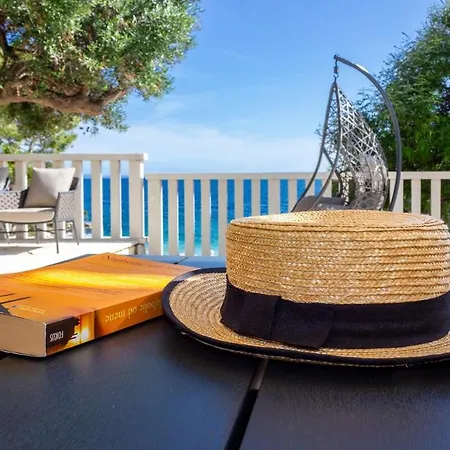 Luxury App P2 Amazing Location * إيفان دولاس